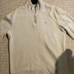 Tommy Hilfiger sweater